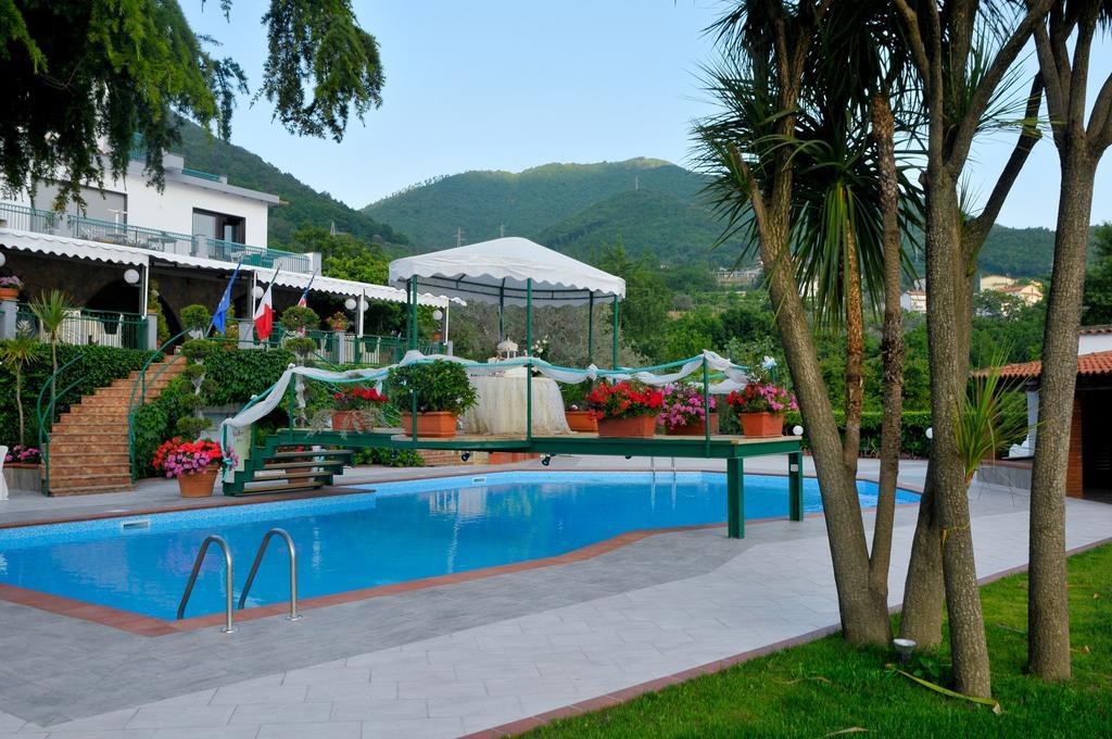 Hotel Diecimare Cava De' Tirreni Exterior photo