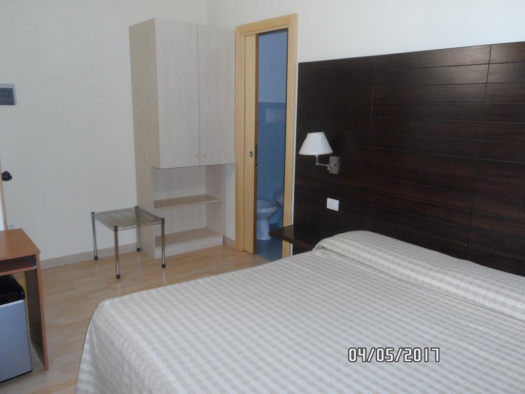 Hotel Diecimare Cava De' Tirreni Exterior photo