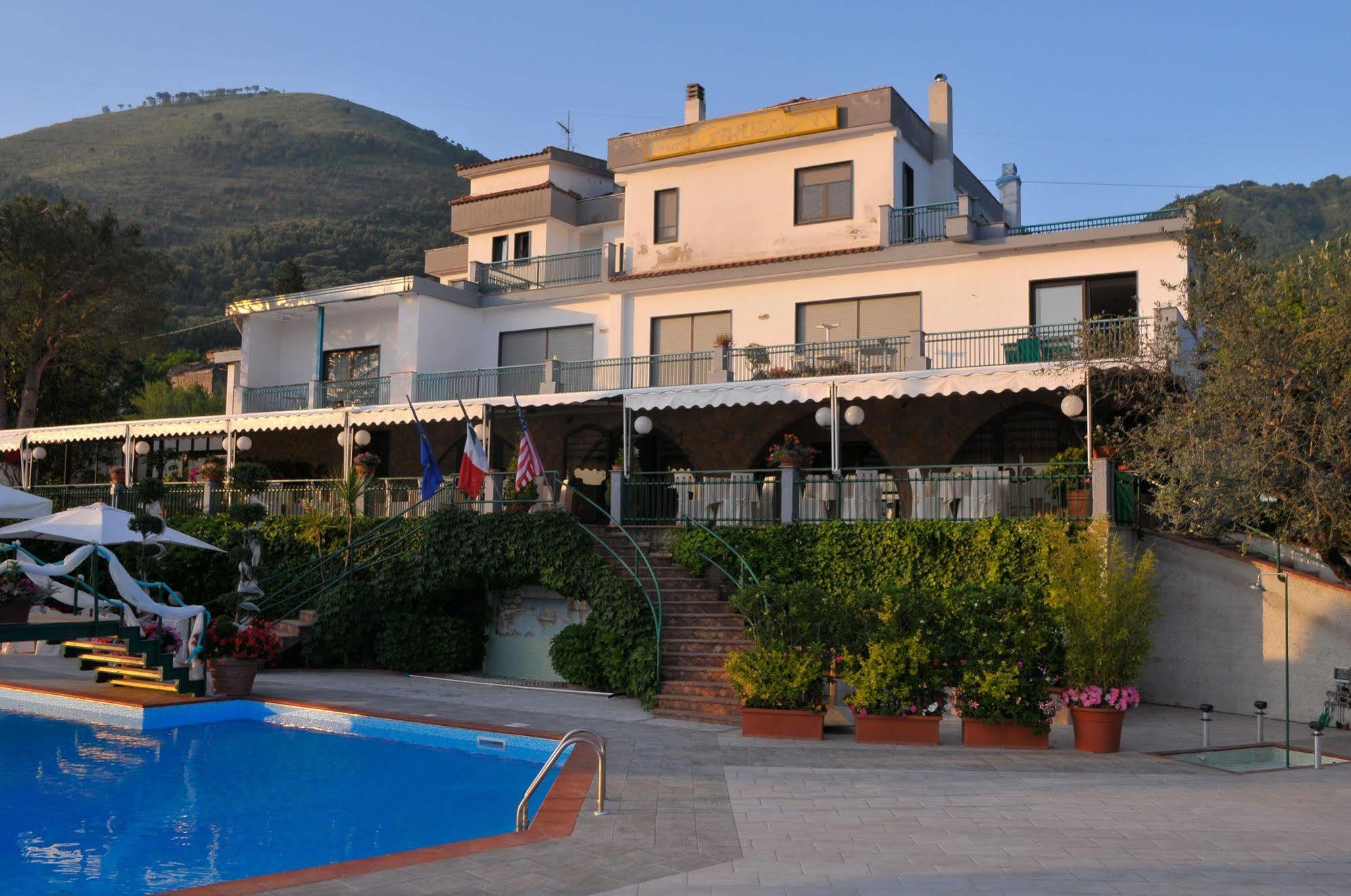 Hotel Diecimare Cava De' Tirreni Exterior photo